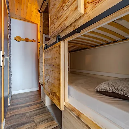 Cosy 5 Persons / In Out Апартаменти *